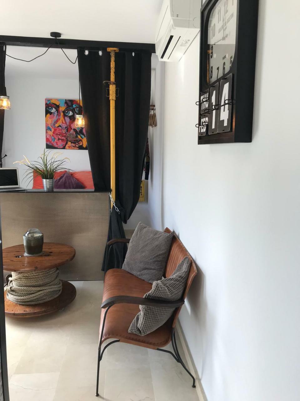 Studio "Mosaico" With Parking, Air Conditioner, Pool, Fibre Optic 600Mb Included Ταρίφα Εξωτερικό φωτογραφία